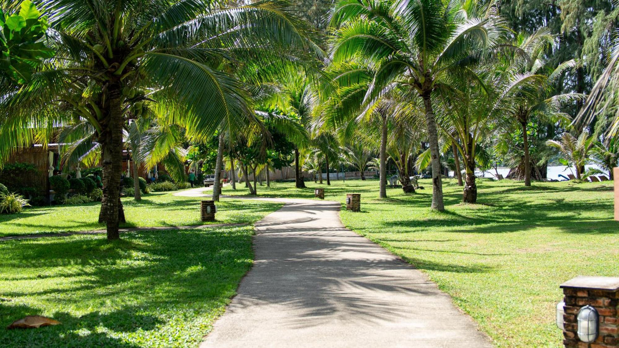 Taman liburan Long - Sha Extra